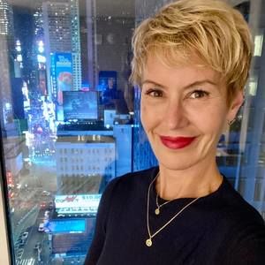 Meet your Posher, Christine